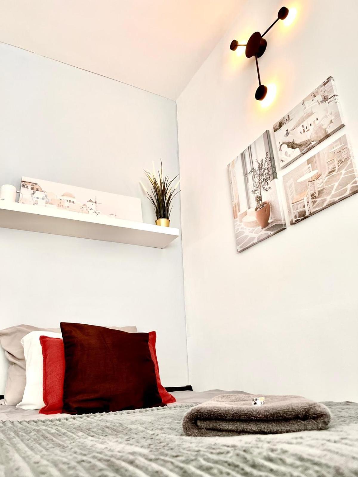 Super 1 Bed Room Condo In Warszawa Center Eksteriør billede
