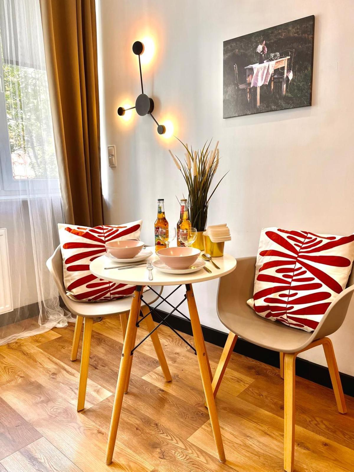 Super 1 Bed Room Condo In Warszawa Center Eksteriør billede